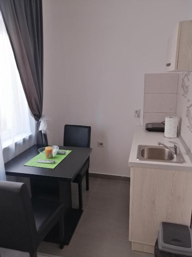 Mitic Apartmani 1 Nis Exterior foto