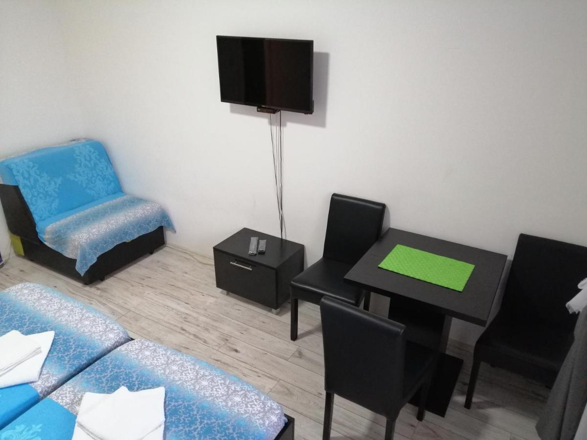 Mitic Apartmani 1 Nis Exterior foto