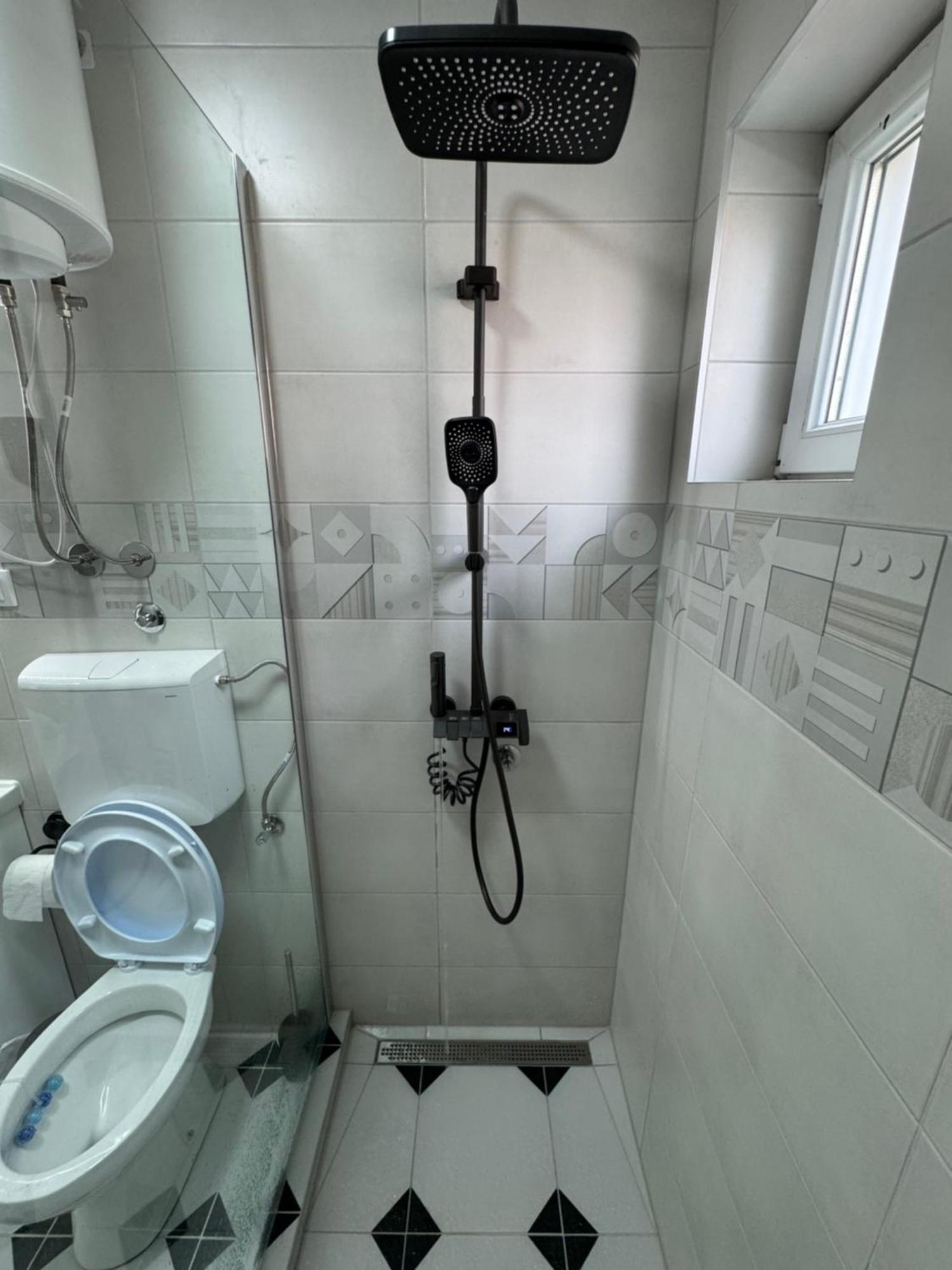 Mitic Apartmani 1 Nis Exterior foto