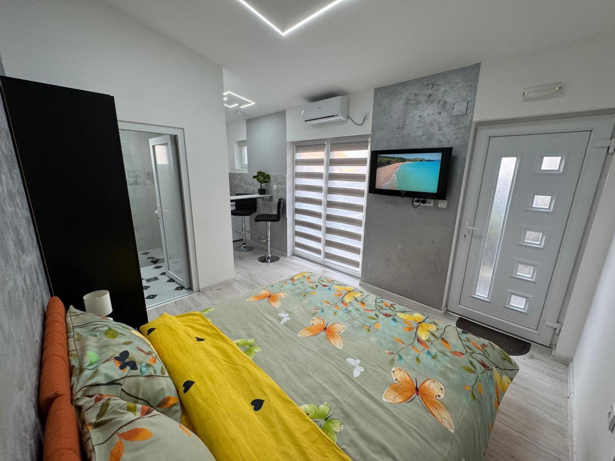 Mitic Apartmani 1 Nis Exterior foto