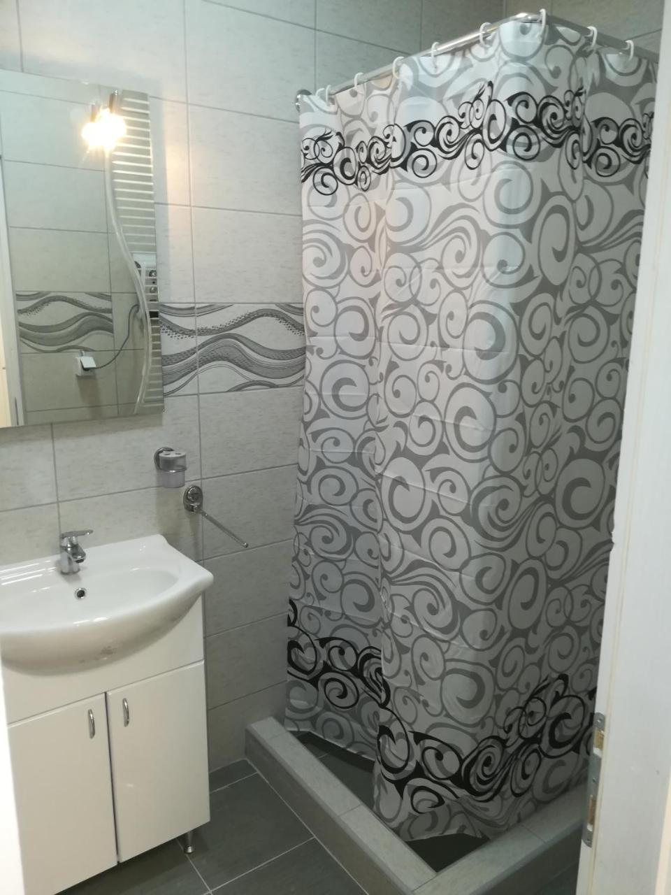 Mitic Apartmani 1 Nis Exterior foto